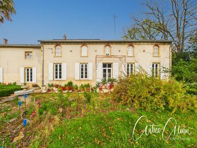 Maison bourgeoise - 275 m² - 9 pièces