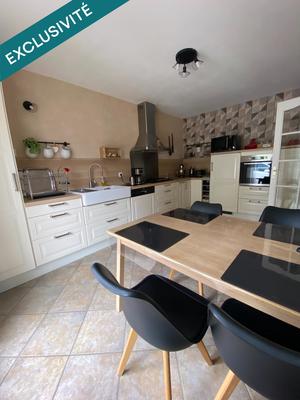 Maison - 140 m² - 5 pièces