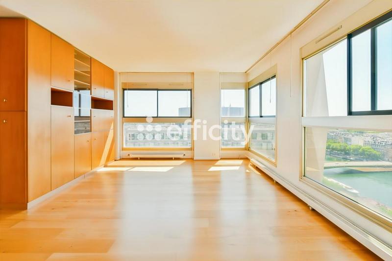 Appartement - 98 m² - 4 pièces