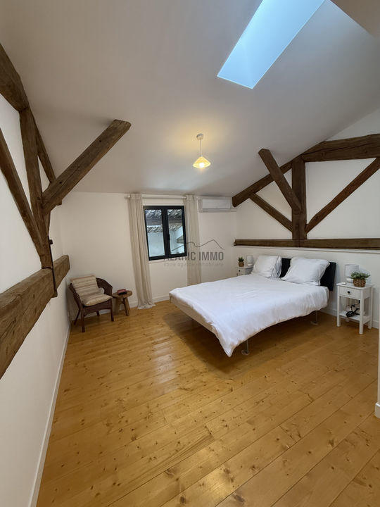 Maison - 110 m² - 4 pièces