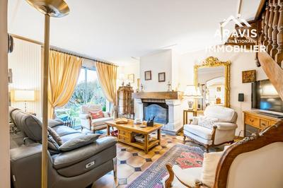 Maison bourgeoise - 135 m² - 4 pièces