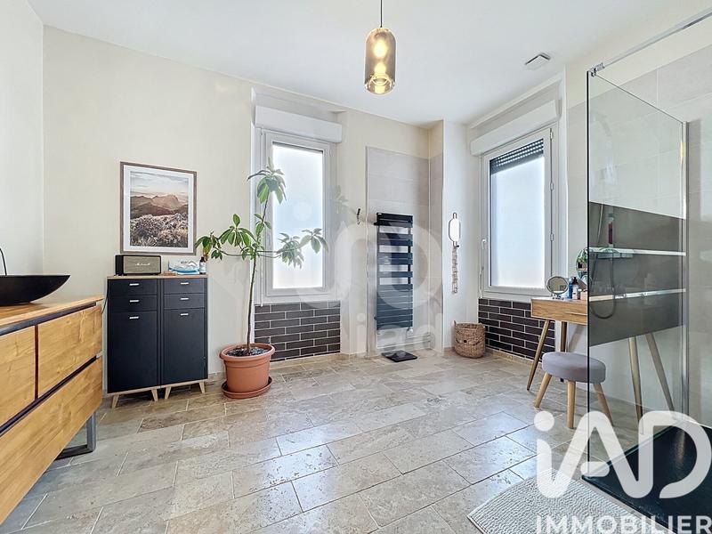 Maison - 125 m² - 5 pièces