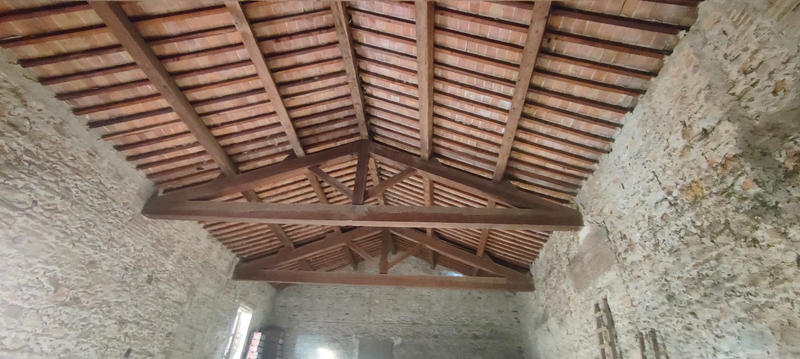 Maison de village - 300 m² - 2 pièces