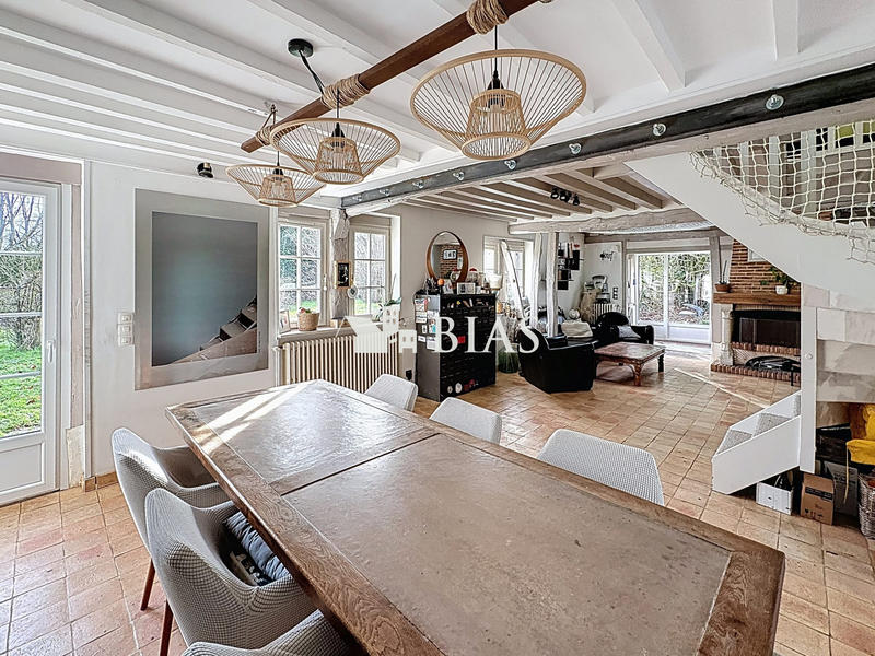 Maison - 129 m² - 5 pièces