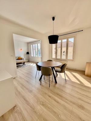 Appartement - 86 m² - 3 pièces