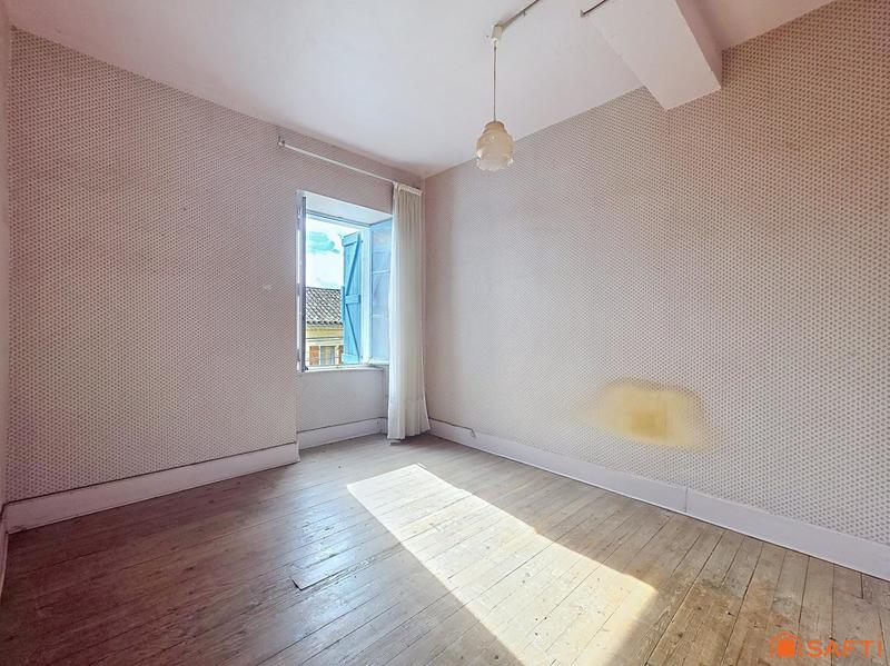 Maison - 186 m² - 8 pièces