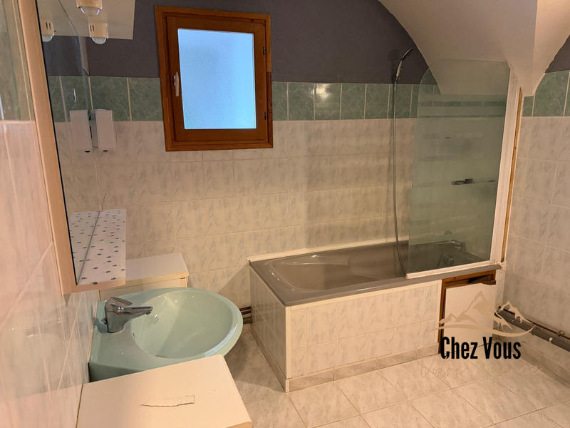 Appartement - 70 m² - 2 pièces