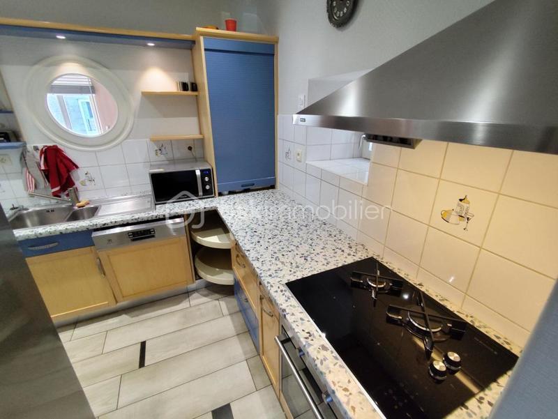 Maison - 112 m² - 7 pièces