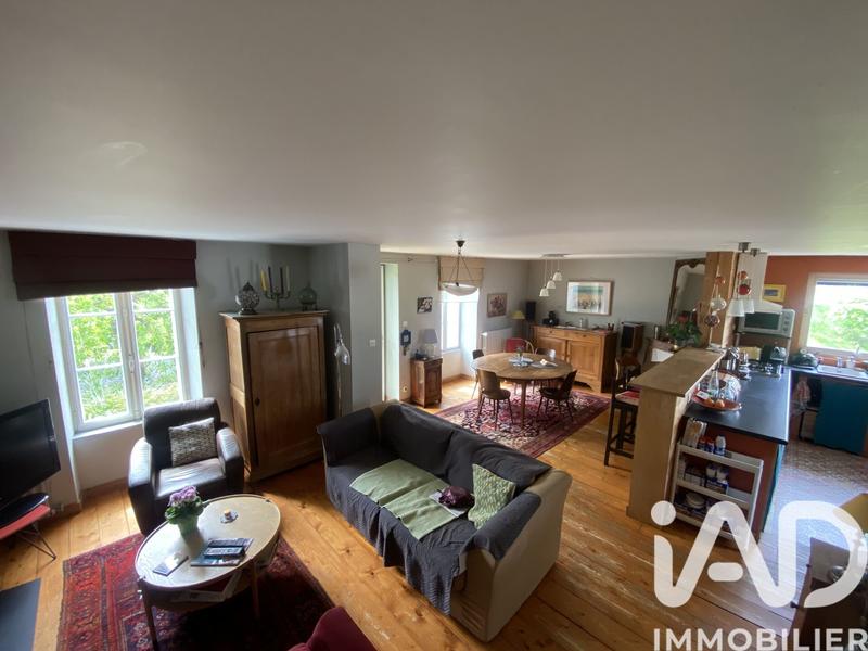 Maison de village - 90 m² - 3 pièces