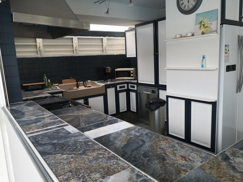 Villa - 242 m² - 7 pièces