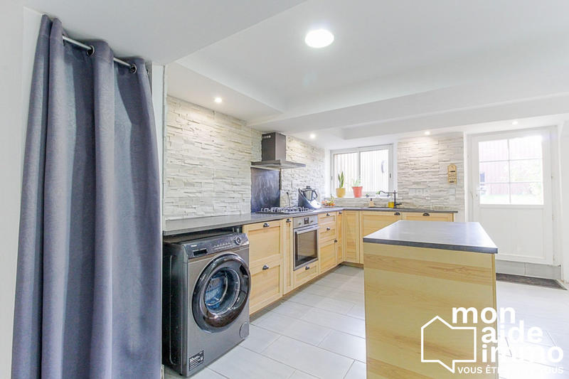 Maison - 144 m² - 5 pièces