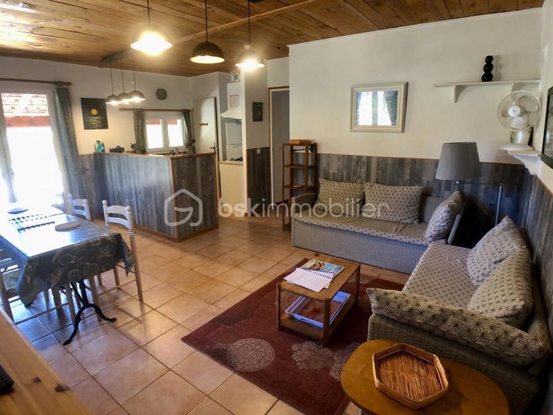 Maison en pierre - 225 m² - 14 pièces