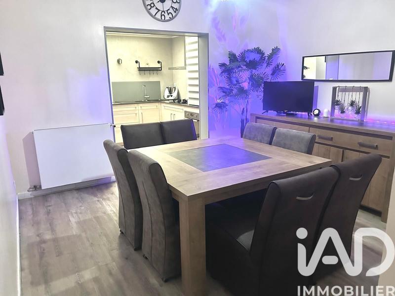 Maison - 90 m² - 5 pièces