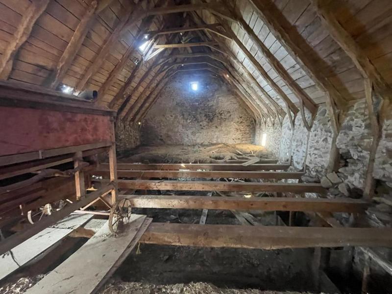 Grange - 295 m² - 2 pièces