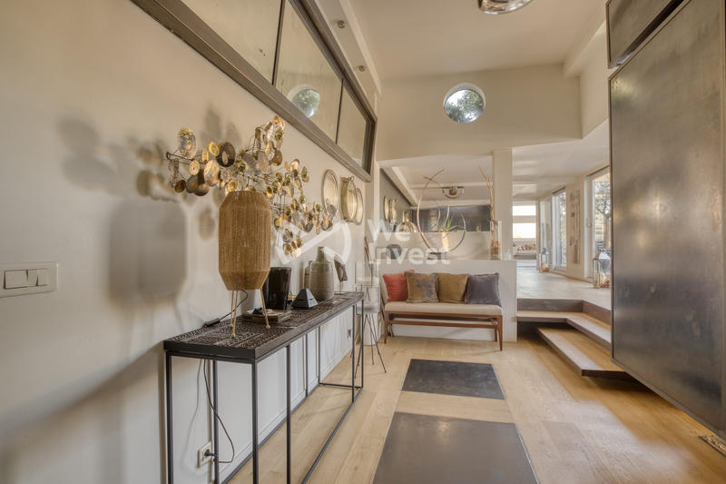 Maison - 260 m² - 8 pièces