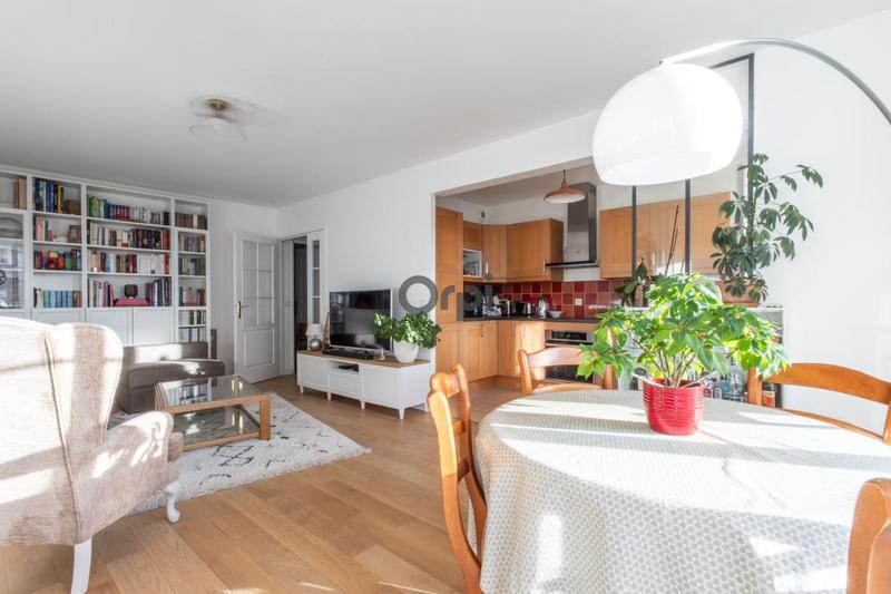 Appartement - 82 m² - 4 pièces