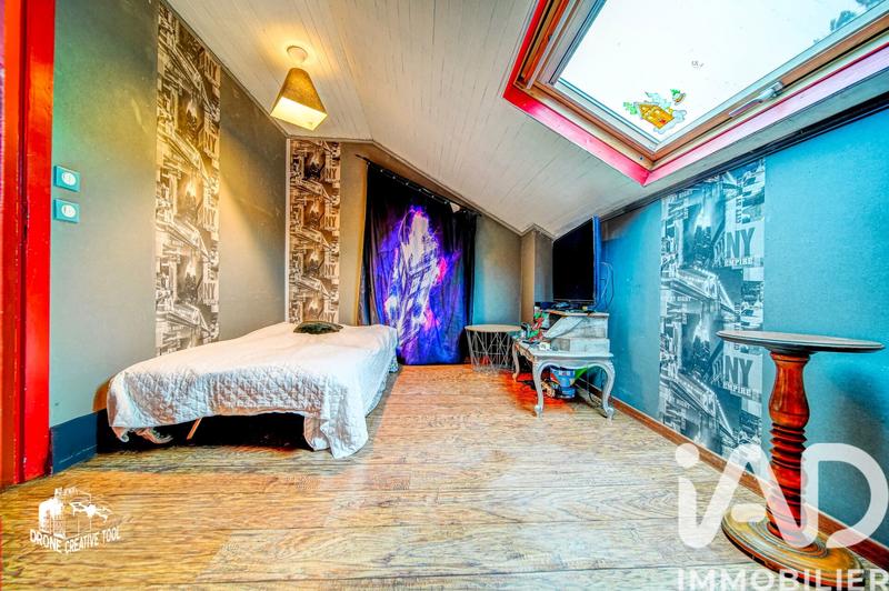 Maison - 161 m² - 7 pièces