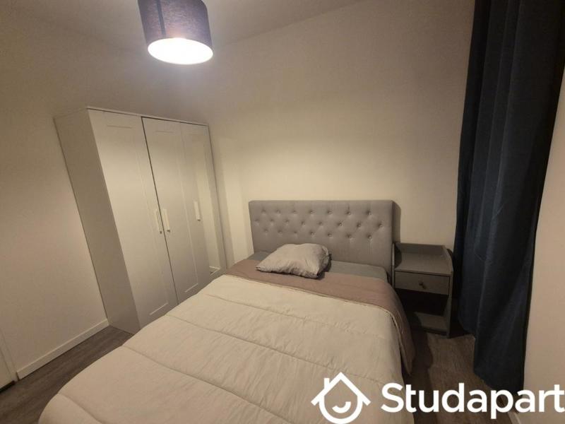 Chambre - 9 m² - 1 pièce