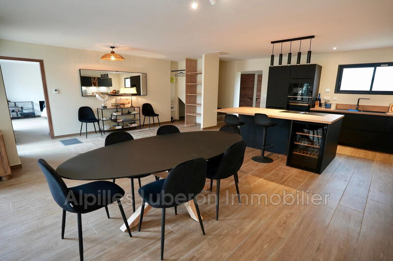 Maison - 130 m² - 4 pièces