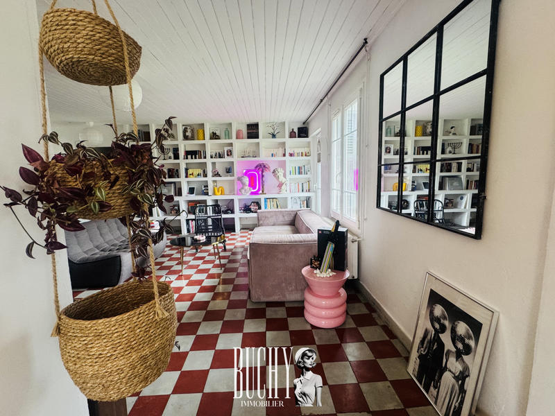 Maison - 175 m² - 7 pièces