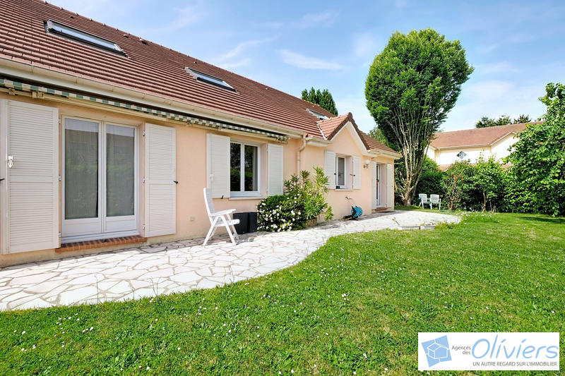 Maison - 171 m² - 7 pièces