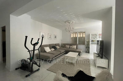 Appartement - 95 m² - 4 pièces