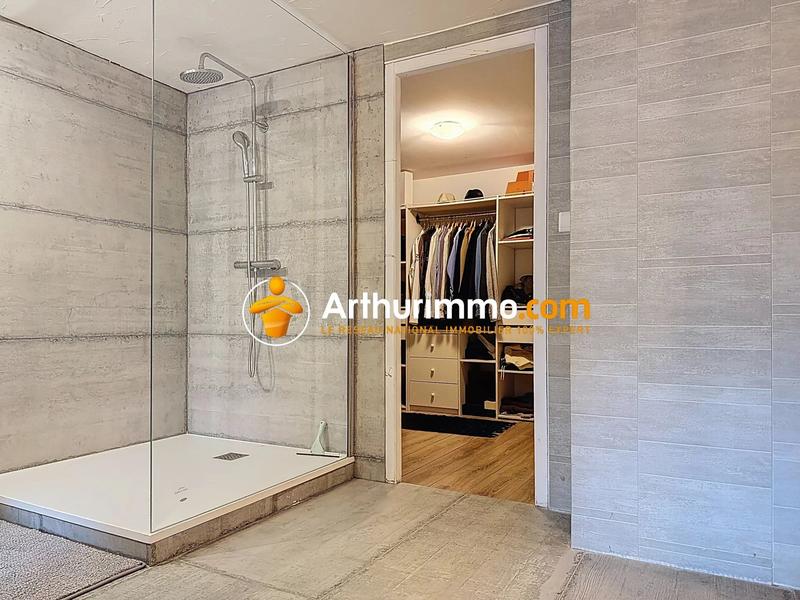 Maison - 197 m² - 6 pièces