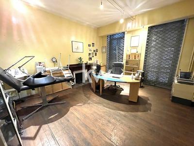 Immeuble - 329 m² - 9 pièces