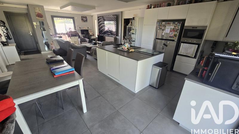 Maison - 103 m² - 5 pièces