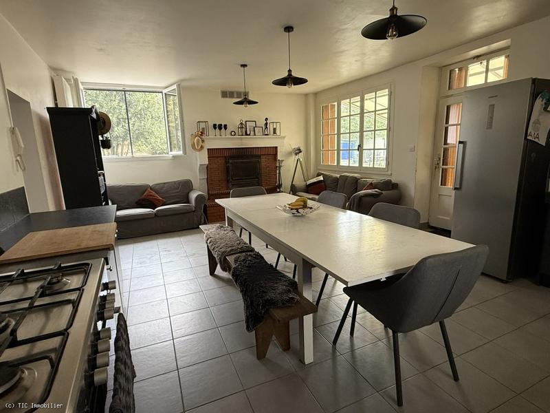 Maison de village - 315 m² - 11 pièces