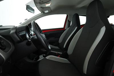 Toyota Aygo 1.0 Vvt-i X-Play 5p 69 ch