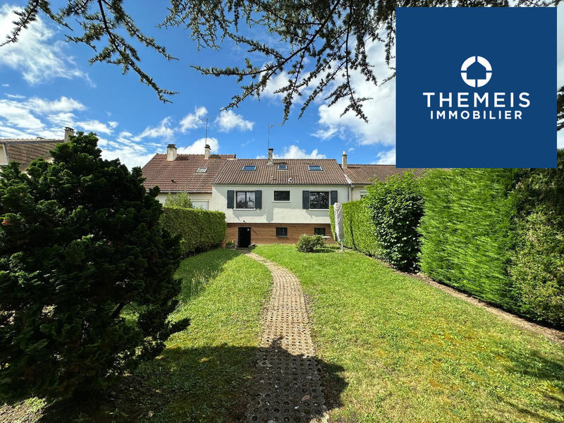 Maison traditionnelle - 89 m² - 7 pièces