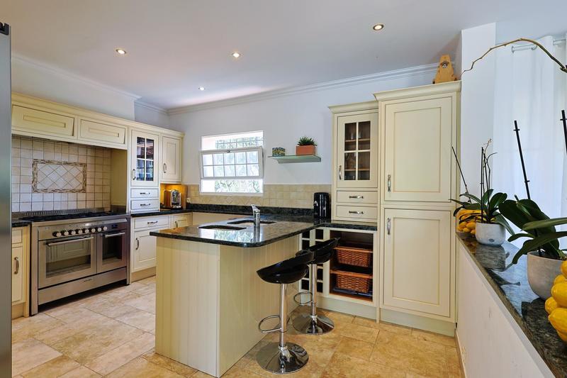 Villa - 190 m² - 6 pièces