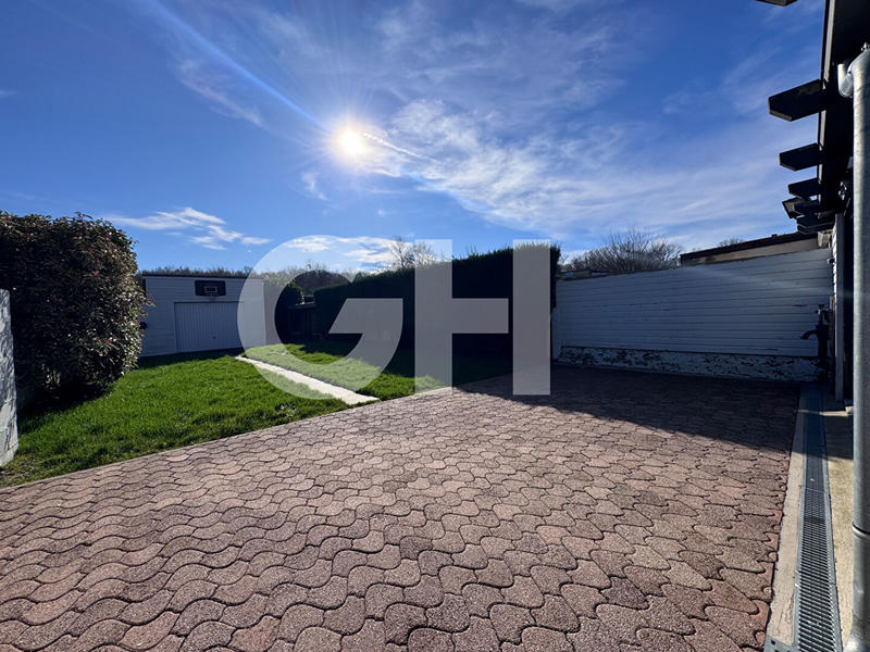 Maison - 105 m² - 4 pièces