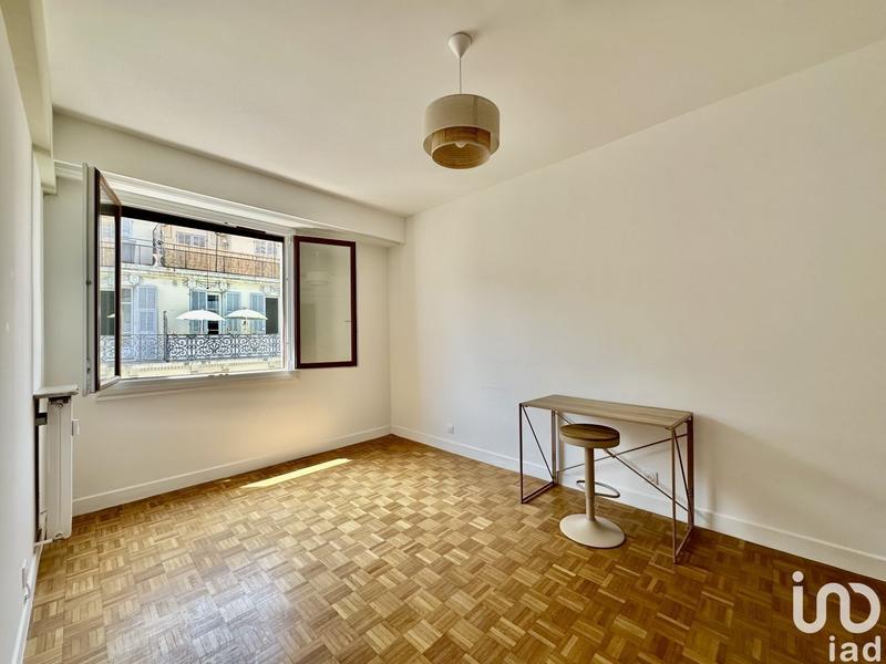 Appartement - 96 m² - 3 pièces