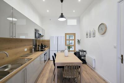 Maison - 153 m² - 8 pièces