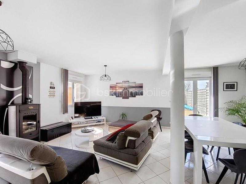 Maison - 101 m² - 4 pièces