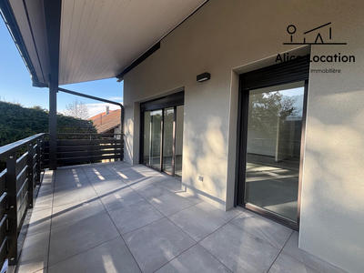 Appartement - 83 m² - 3 pièces