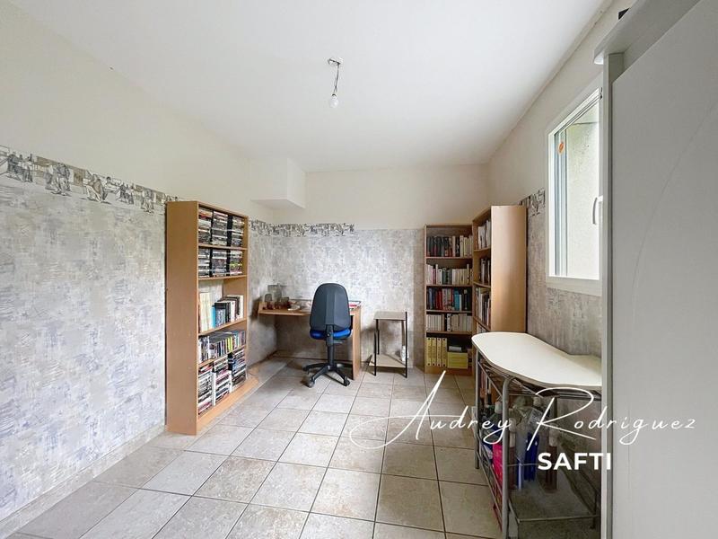 Maison - 224 m² - 10 pièces