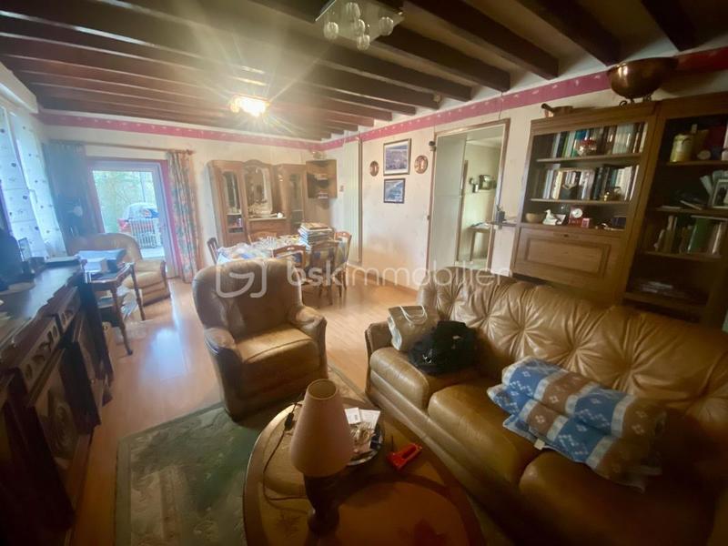 Maison - 99 m² - 5 pièces