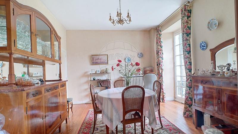 Maison - 162 m² - 6 pièces