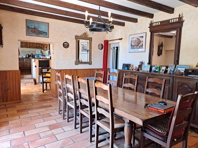 Maison - 166 m² - 7 pièces