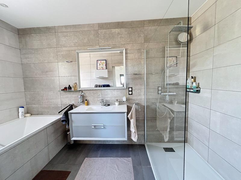 Maison - 160 m² - 4 pièces