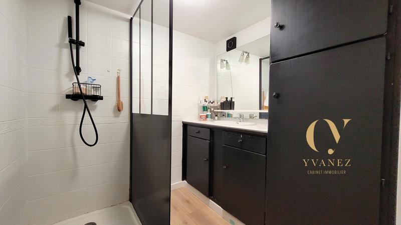 Maison - 151 m² - 6 pièces