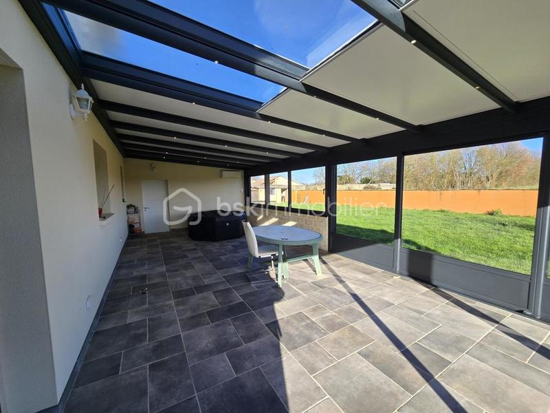 Maison traditionnelle - 183 m² - 5 pièces