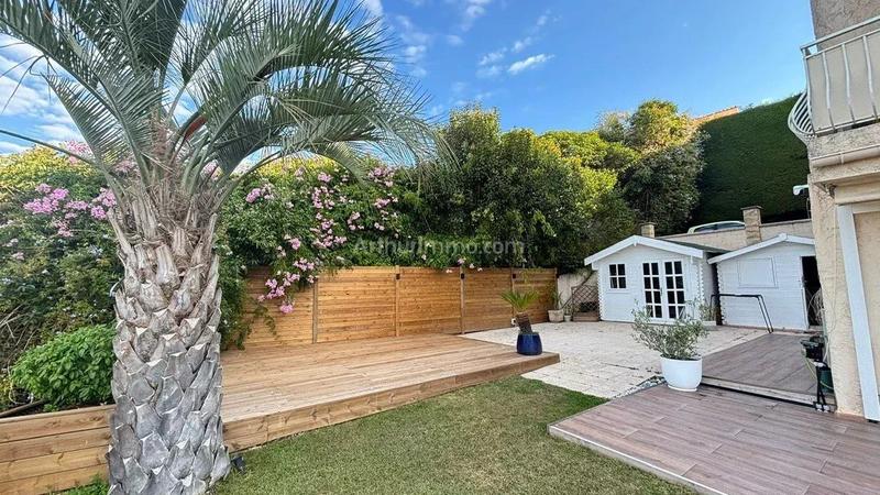 Appartement - 105 m² - 3 pièces