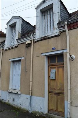 Maison - 85 m² - 5 pièces