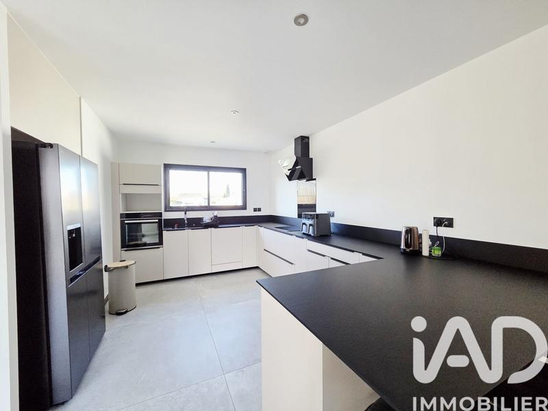 Maison de maîtres - 181 m² - 7 pièces