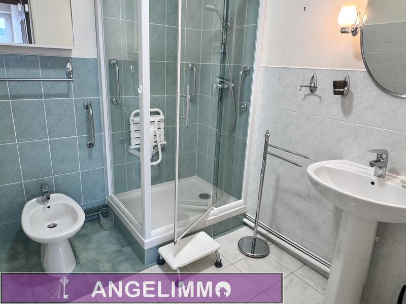 Appartement - 86 m² - 4 pièces