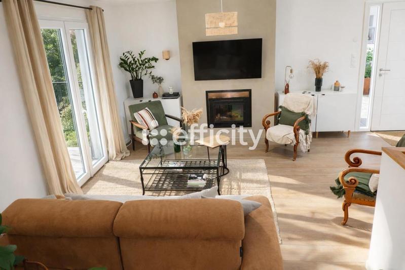 Pavillon - 155 m² - 6 pièces